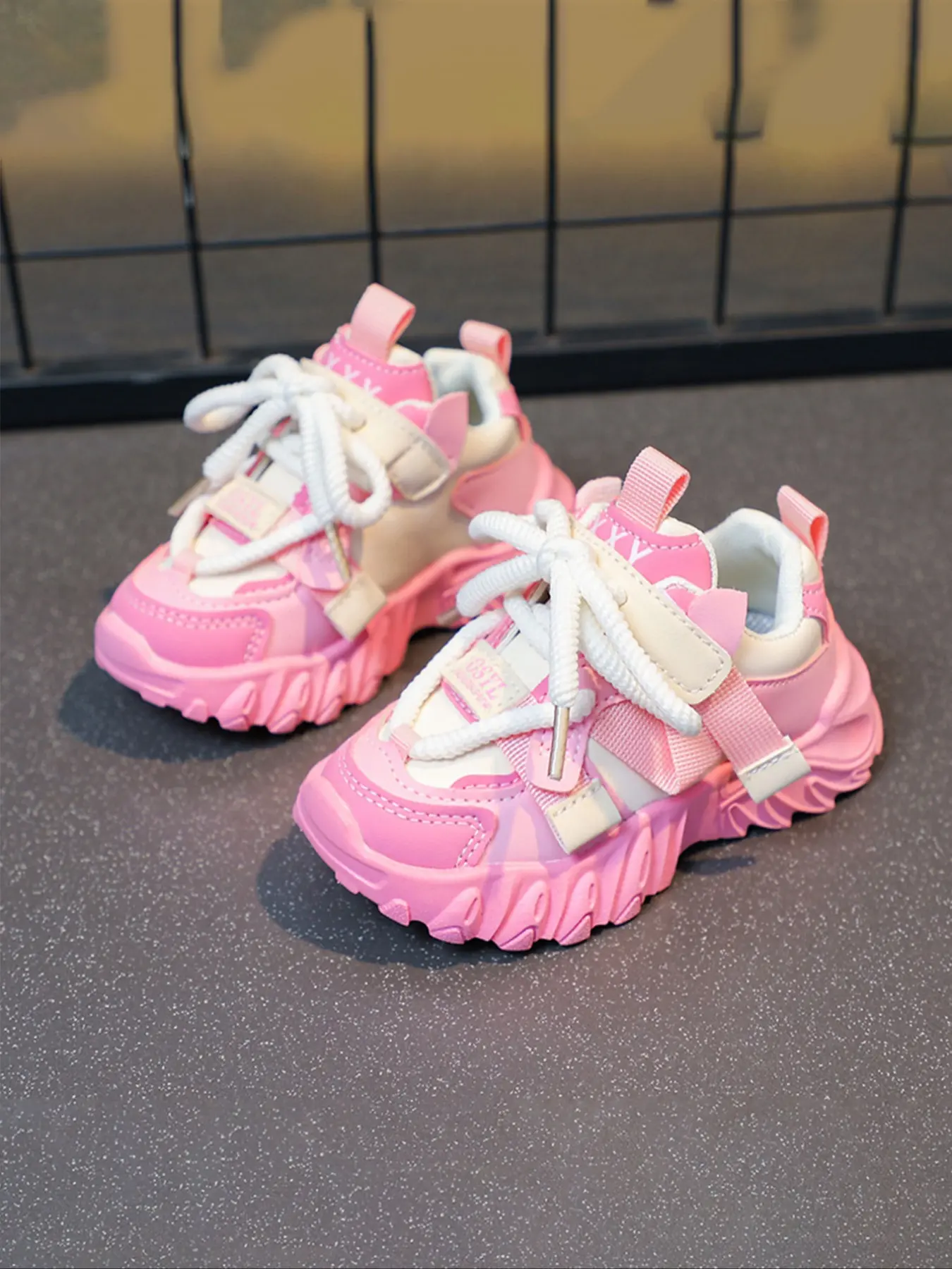 Girls' Cute Fashion Casual Shoes, Waterproof PU Leather Sneakers, Trendy Trainers, Comfortable Lace-Up Dad Shoes for All Seasons, School & Outdoor Use, Laces Trainers, Casual Trainer Footwear
