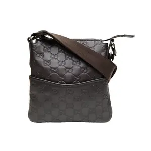 Pre-owned GUCCI PVC Tote Bags Coffee colored leather C silver buckle GG crossbody bag, small size, 20cm long