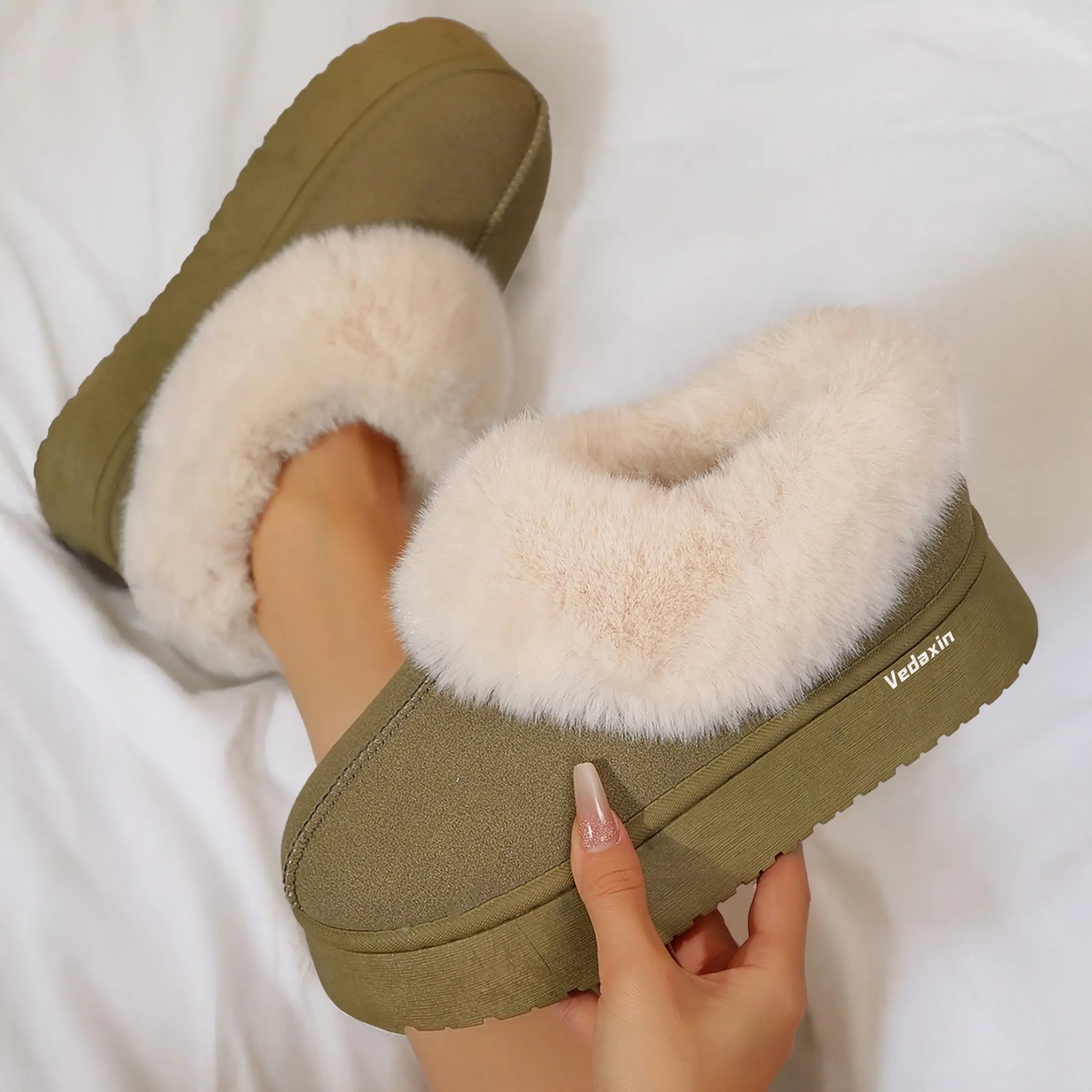 Women's Cozy Plush Snow Boots Comfortable Plush Lining Anti-Skid Thick Bottom For Both Outdoor Indoor