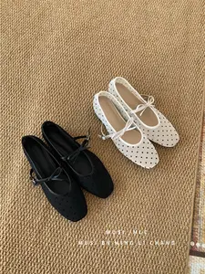 Summer New Mesh Buckle Breathable Lightweight Slip-On Sneakers for Women, Round Toe Flat Casual Shoes, Floral Pattern, All Seasons, Walking Shoes