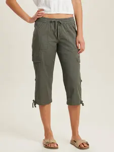 Women’s Convertible Skimmer Pants – Elastic Waist Cotton Blend Capri Pants