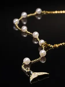 Mermaid Tail Pearl Necklace, Whale Tail Pearl Necklace, Asymmetrical Clavicle Chain, Minimalist Style Accessory