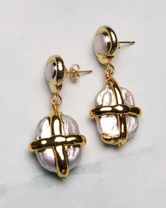 Pearl Gift Box Earrings