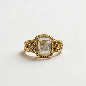 Vintage Victorian-style engagement ring, featuring a classic cushion-cut synthetic cubic zirconia. A vintage, light-luxury alternative engagement ring with retro hand-carved craftsmanship. A gorgeous and exquisite cocktail ring, a gift for her.