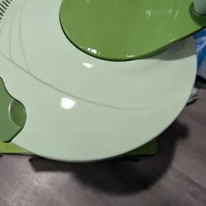 Salad Spinner, Large Vegetable Washer and Dryer with Easy Crank Handle, 3Qt Capacity Lettuce Spinner for Washing, Spinning & Drying Salad Greens, Fruits & Vegetables