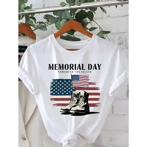 Women's Memorial Day Patriotic Graphic T-Shirt - Soft Pink Short Sleeve Crew Neck Casual Top with American Flag & Military Boots Design, "Remember The Fallen" Slogan, Breathable Summer Tee for Spring/Summer Casual Wear, Vibrant Print Quality