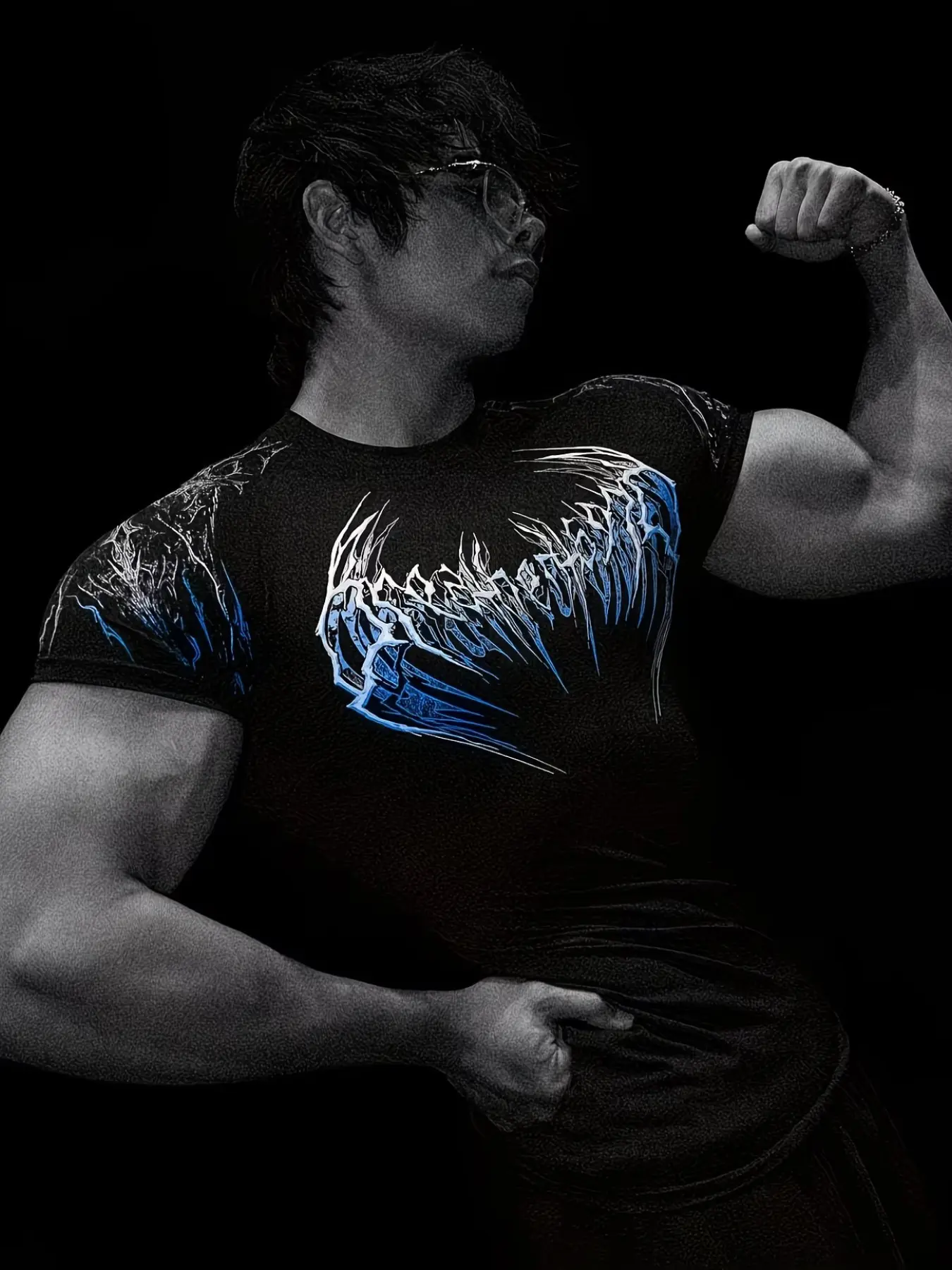 European Street Style Dark Thorn Print Fitness T-Shirt, Fitness Top, Activewear Tee, High Stretch Quick-Dry Tight Fit, Elastic Breathable Sportswear, Breathable Sweat-Wicking Sport Fabric, Essential for Hardcore Gym Enthusiasts
