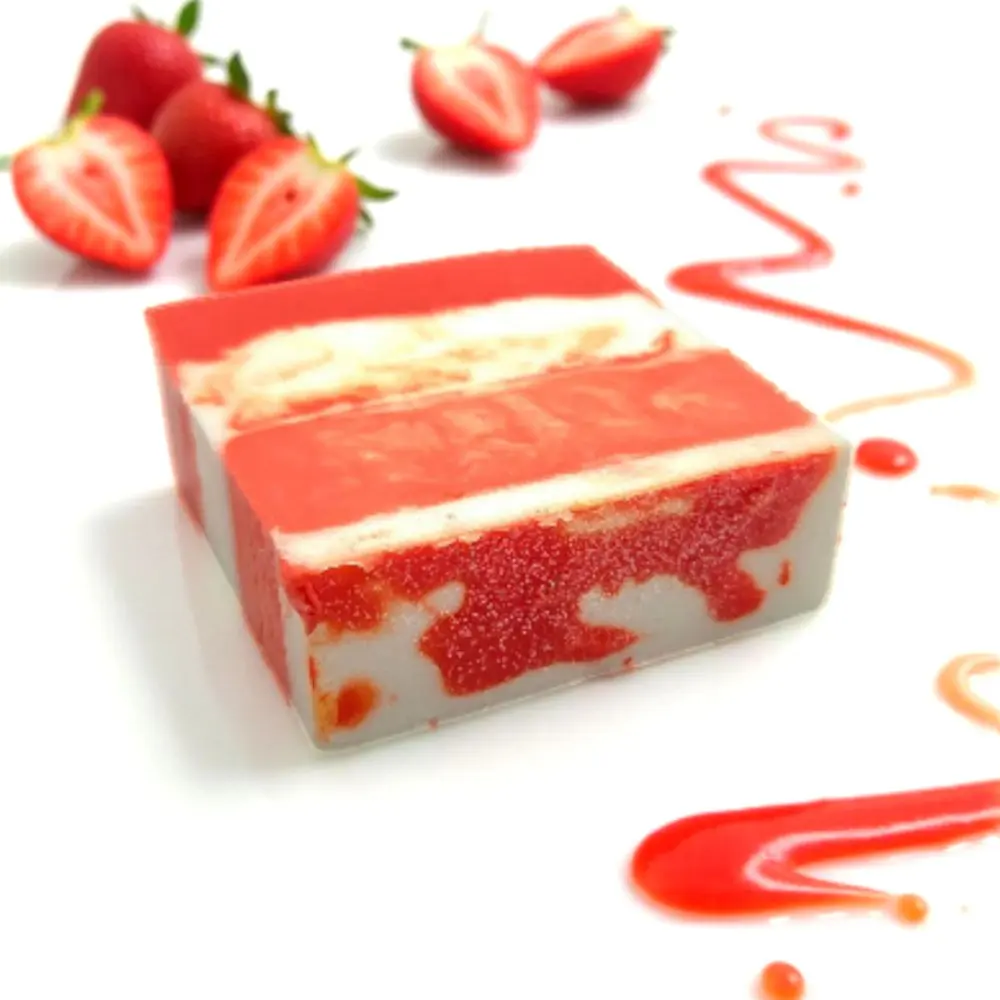Strawberry Bliss Lavish Bath Bar