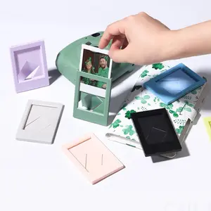 Minimalistic Polaroid Photo Frame - Matte Design