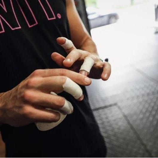 Athletic Tape,5 Pack White Sports Tape,Very Strong No Sticky Residue Wrist Ankle Tape for Gymnastics Boxing Lacrosse Climbing Hockey Bat