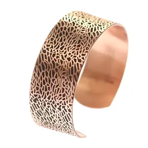 Men's Embossed Sea Fan Solid Copper Cuff - 1 Inch Wide