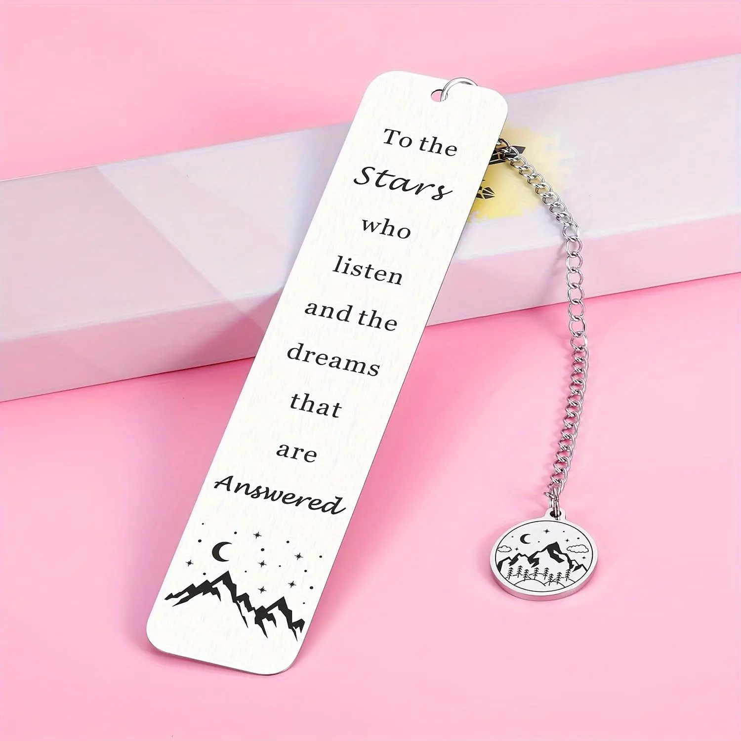 Stainless Steel Bookmark, 1 Count Moon Mountain View Design Pattern Lettering Book Page Marker with Chain, Fashionable Letter Label Decorated Reading Accessories Gift for Women