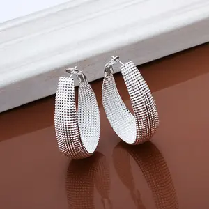 925 Sterling Silver Hoop Pierced Earrings  L7