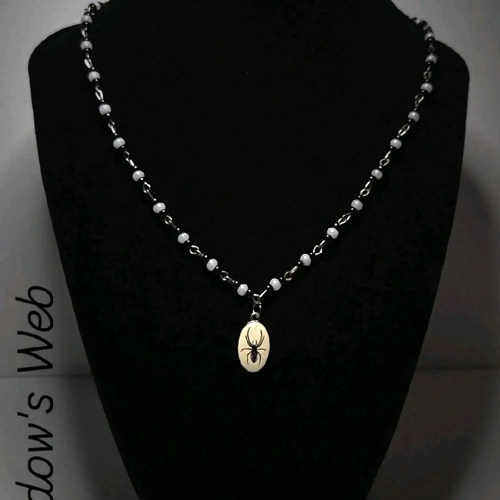 Widow's Web Necklace - Unique Web-like Pattern Statement Piece for Special Events & Casual Outings