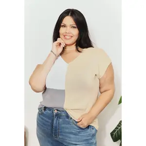 Color Block V-Neck Knit Top