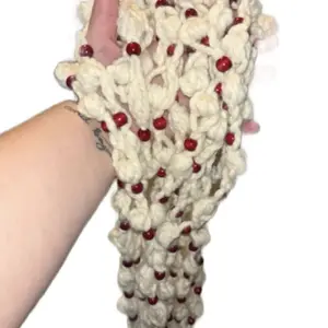 Cranberry and popcorn crochet garland