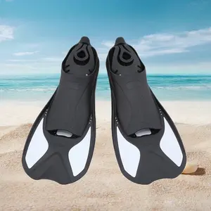 Swimming fins and snorkeling fins, foot-covering shoe covers, non-abrasive feet, short fins, diving duck fins, suitable for beginners