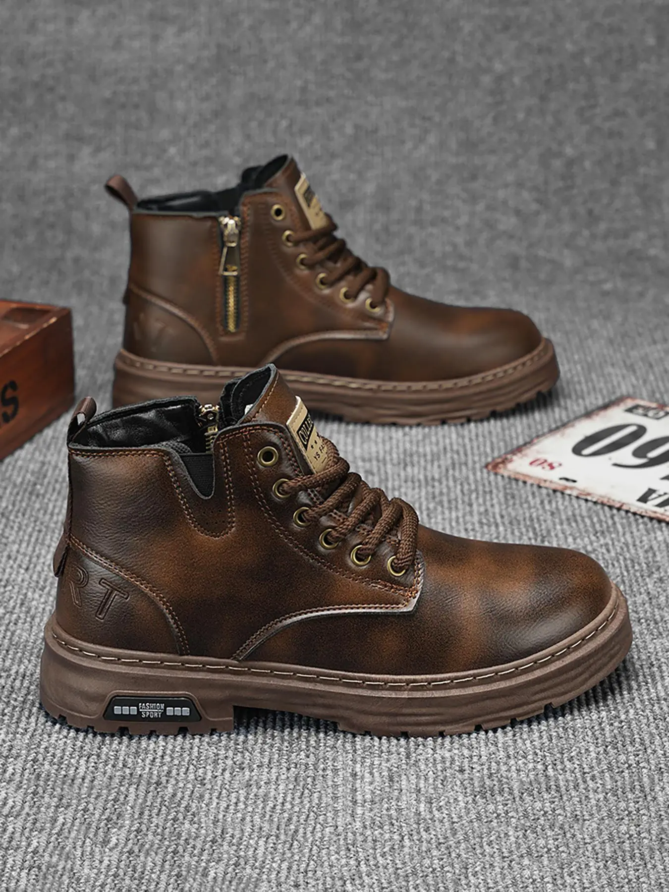 (The boots are one size smaller)Men's Fashionable Lace Up Ankle Boots, Western Inspired Boots, Casual Comfortable Boots for Daily Wear, Male All-match Trendy Shoes for Daily Wear, Western Work Boots, Footwear Boot