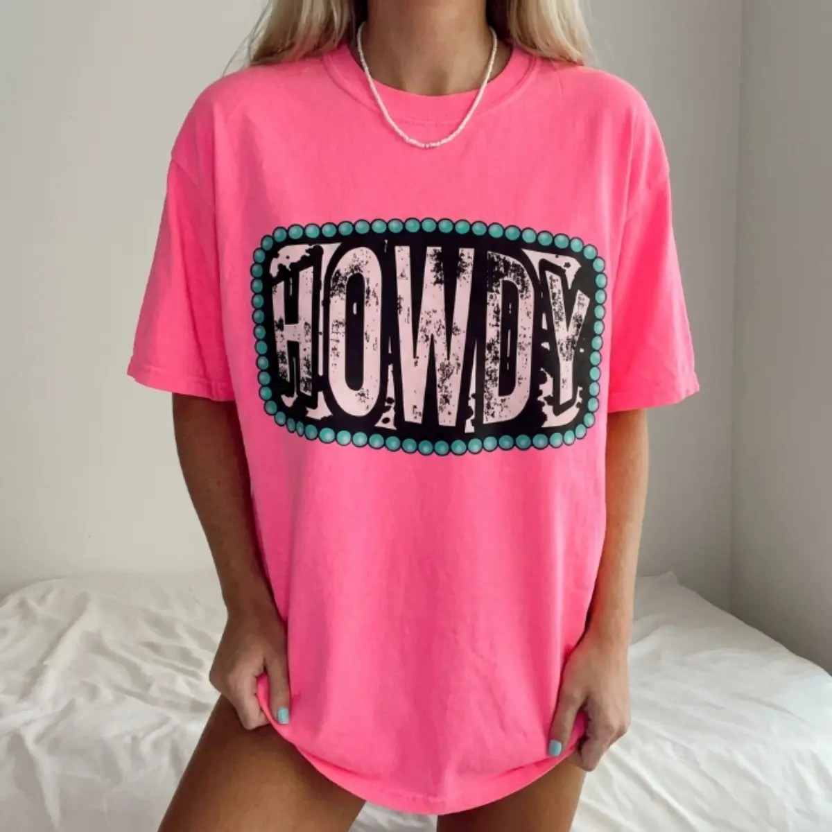 Neon Pink Howdy Graphic Tee with Turquoise Border | Country Vibe T-shirt