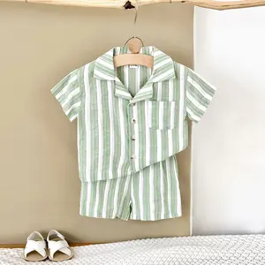Two-piece baby clothing light green polo collar short sleeves + breathable and comfortable shorts summer versatile baby suit