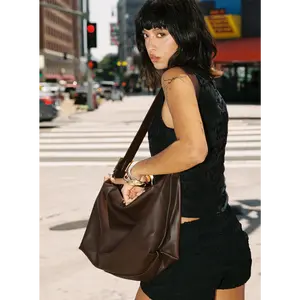 Varney Shoulder Bag Brown