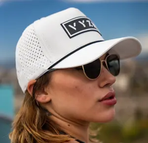 Performance Snapback Hat – White