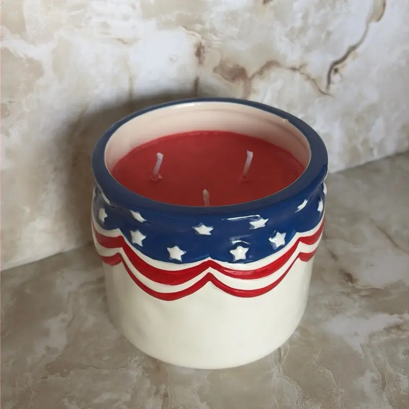 Macintosh Apple 3-Wick Candle with patriotic glass vessel