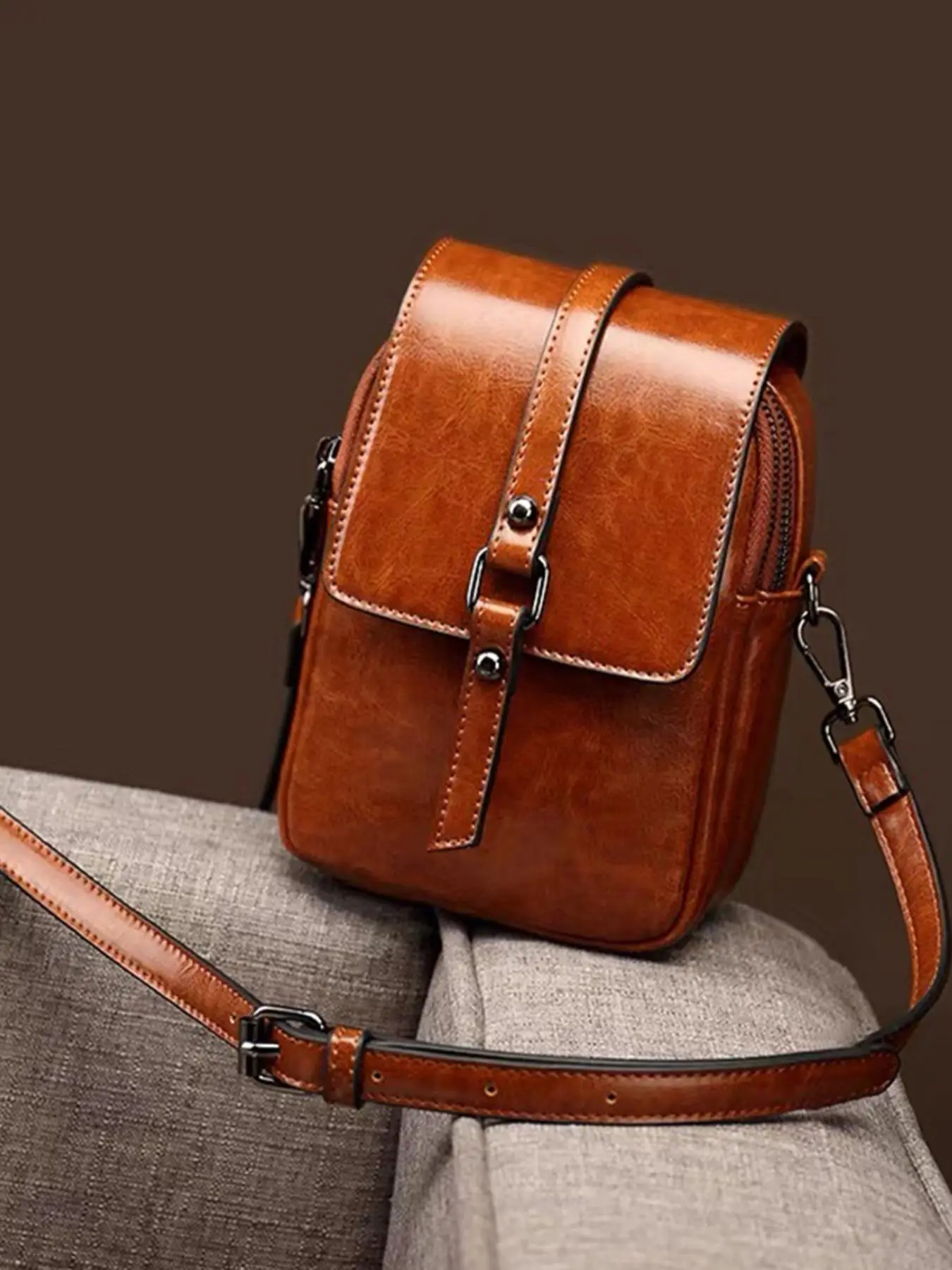 Women's Elegant Minimalist Crossbody Purse 2025 Bag, Trendy Vintage Phone Wallet Bag, Chic All-match Vintage Designer Crossbody Bag for Daily & Work U