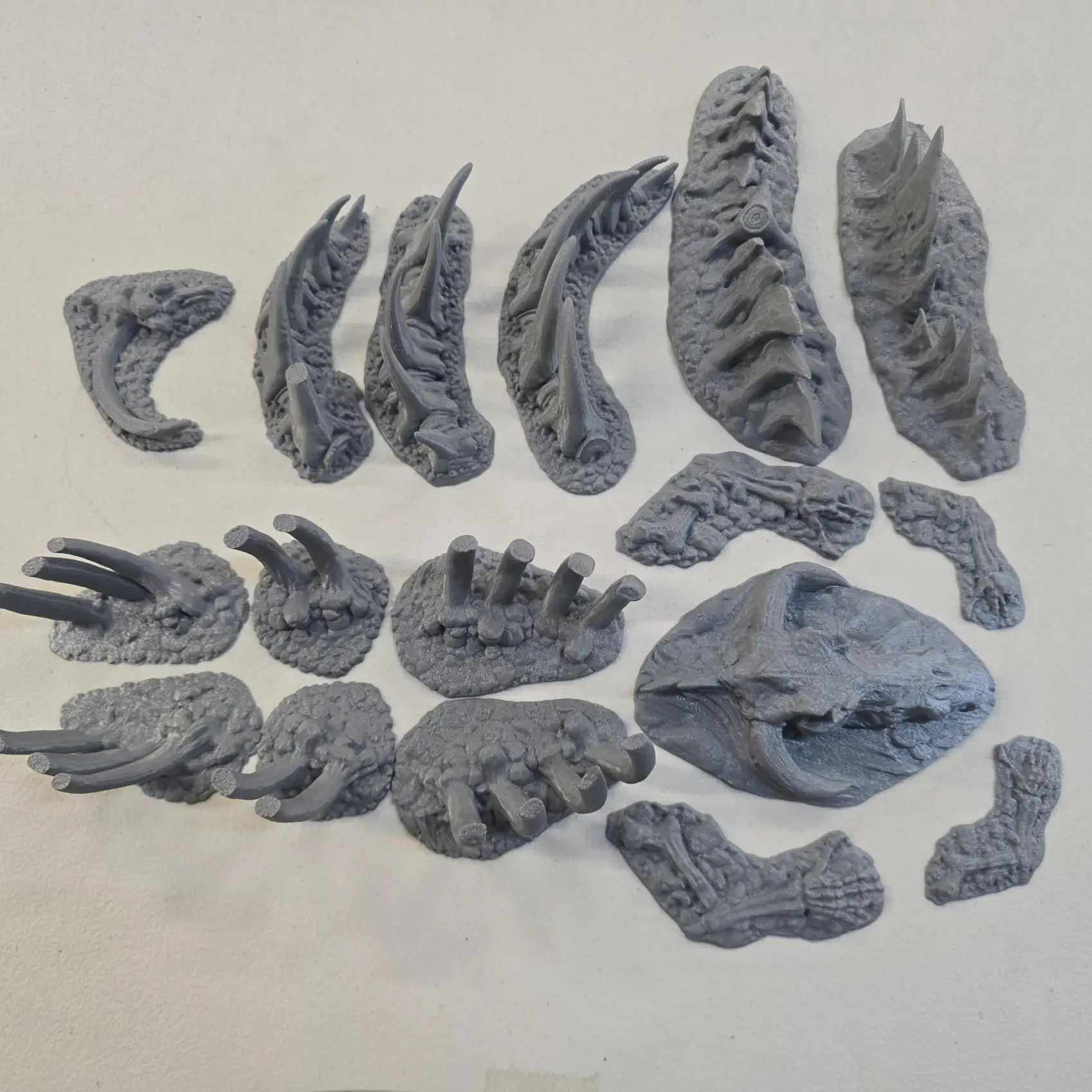 Dragon Bone Yard – 28mm 3D Printed Unpainted PLA Dragon Skeleton Terrain for Tabletop RPGs