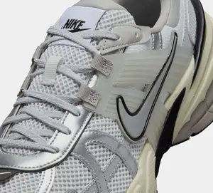 Nike V2K Run Summit White Metallic Silver