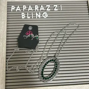 Villa Vixen Gorgeous Green Necklace friend ai