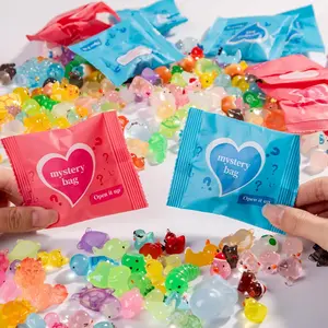 50 Mystery Bags Mini Glow-in-the-Dark Resin Animals, Individually Wrapped Blind Bags, Cute Collectible Resins, for Fairy Garden Accessories, Random Packaging, Party Surprise Gifts, Party Supplies & Small Favors