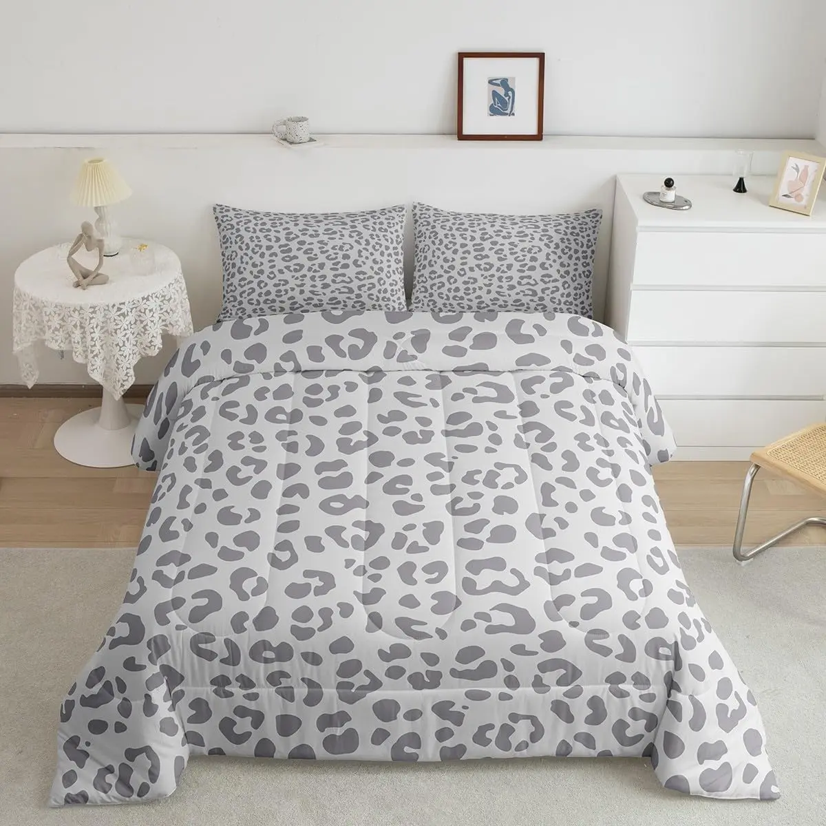 Feelyou Microfiber Leopard Bedding Set - Queen Size Silver Gray Cheetah Pattern Bed Comforter Set, African Wild Animal Skin Theme Duvet for Room Decor, Cheetah Print Bed Set, Bedspread Set