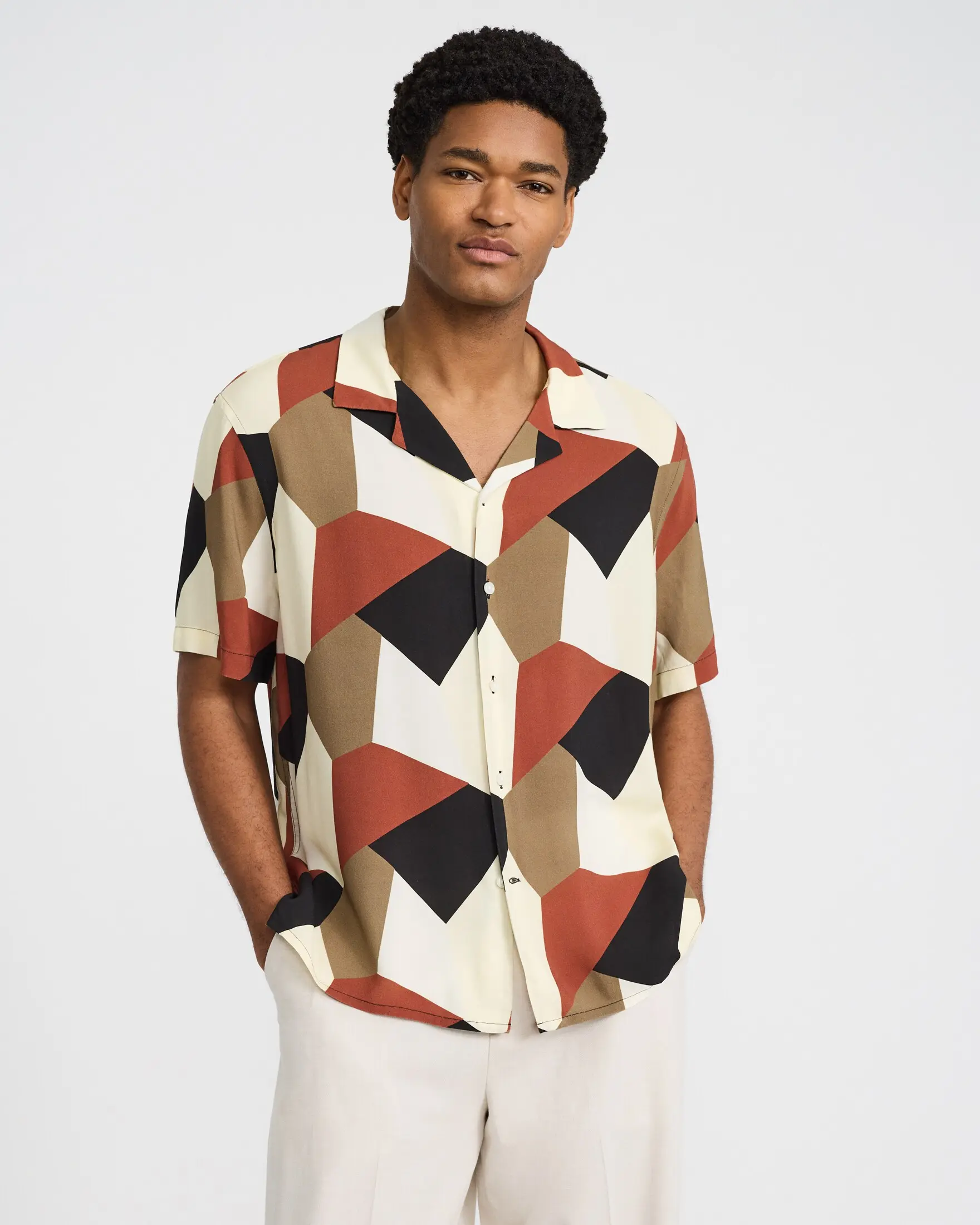 Express Geo Abstract Rayon Short Sleeve Shirt, Menswear, Casual, Geometric, Classic Cut, Machine Wash