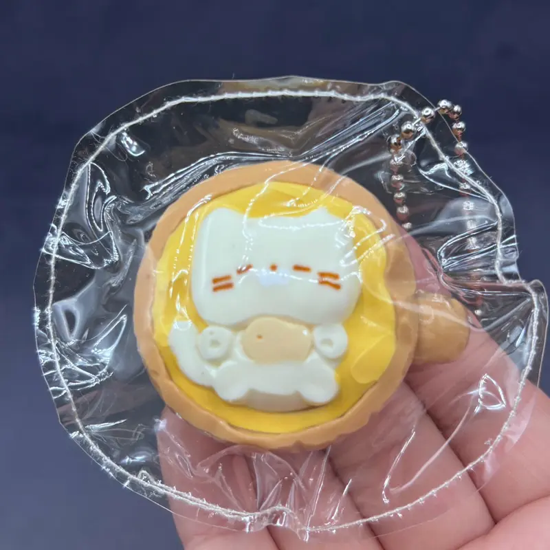 Keychain mini/small cupcake taba cute