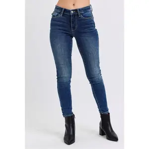 Judy Blue Full Size Mid-Rise Waist Skinny Jeans with Pockets