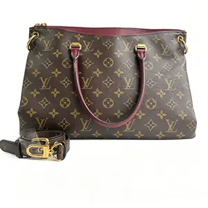 Pre-owned LV Monogram Legende Bag D0142
