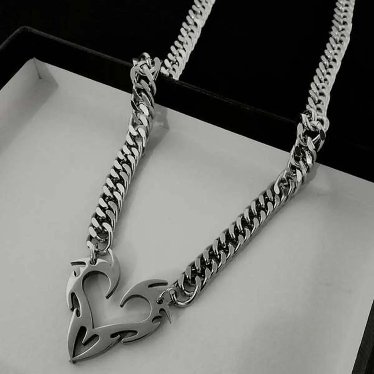Heart Shaped Necklace for Adults, Personalized Punk Minimalist Jewelry with Artificial Gemstone, Unisex Daily Wear Gift for Valentine's Day, Necklace Chain, Minimalist Chain Necklaces
