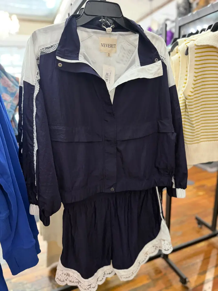 Blue and white set