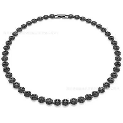 Black Roman necklace