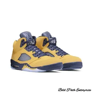 Retro Michigan 2019 fashion classic sports shoes, outdoor running shoes, comfortable basketball shoes