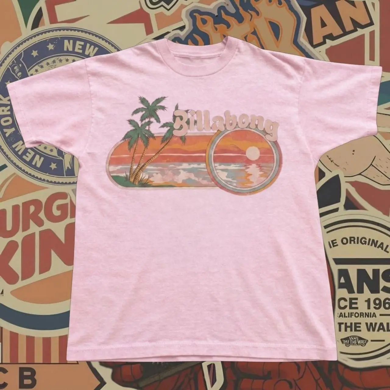 Billabong Sunset & Palm Trees Graphic T-Shirt - Vintage Surf Beach Graphic Tee, Retro Pink Ocean Summer Unisex Short Sleeve Top