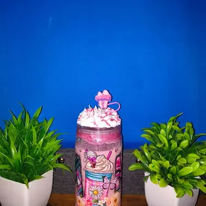 Mamá 16onz Personalized Cup Snowglobe - Unique Design with Pink and White Colors, Perfect for Customization