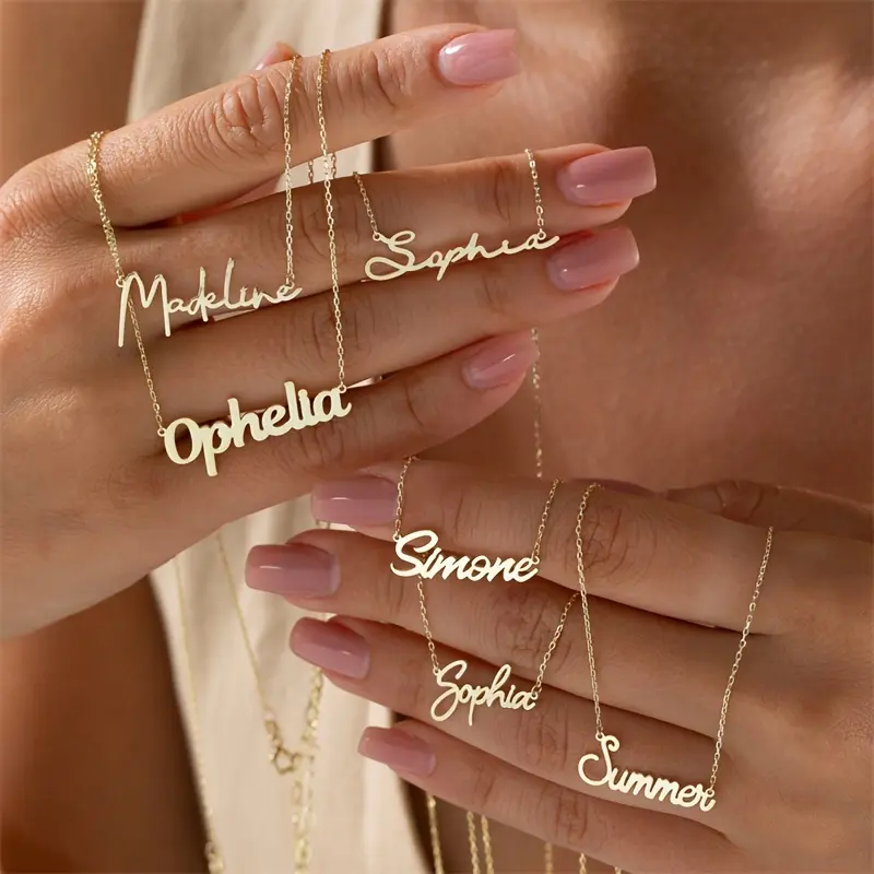 Personalized Name Necklace Custom Vintage Letter Nameplate Simple Style Copper 18K Gold Plated Jewelry Birthday Gifts For Women