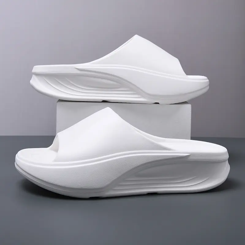 Men's Indoor Non-Slip Slippers New Thick Sole Durable Bathroom Outdoor Beach Sandals Odor Resistant Flip Flops White Comfortable