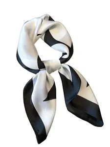 Women's Geometric Print Square Scarf, Casual Soft Comfortable Shawl for Daily Wear, Silk Feeling Scarf, Fashion Accessories for Women & Girls