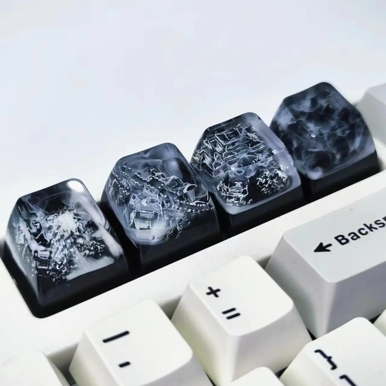 Creative Natural Landscape Pattern Keycap, 1 Count Mechanical Keycap for Gaming, Suitable for Most Keyboards, Mechanical Keyboard Keycaps
