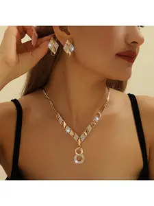 18K Gold Plated Crystal Rhinestone Necklace Earring Set, V-Shaped 8-Shaped Pendant, Hypoallergenic Non Tarnish, Elegant Statement Jewelry for Women, Wedding Prom Party Daily Wear, Gift for Her Bridesmaid Valentine's Day 2026 New Jewellery Gift Set