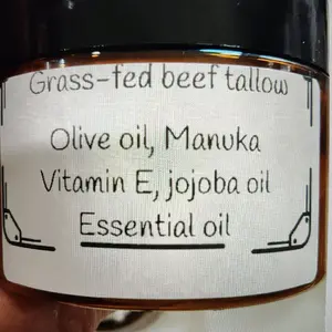 Grass-fed beef tallow with manuka honey nousishing and repairing