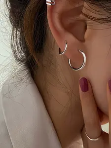 Trend Black/Gold Color Classic Stainless Steel Men Women's Dainty Lightweight Hoops Earrings Minimalist Y2k Small Round Circle Piercing Ear Jewelry Fashion Jewelry Accessories Fashion Chic Accessories